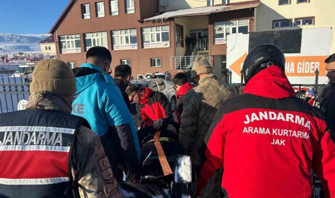 Bingöl’ün Haserek Kayak Merkezi’nde kaza geçiren bir kayakçıya JAK ve