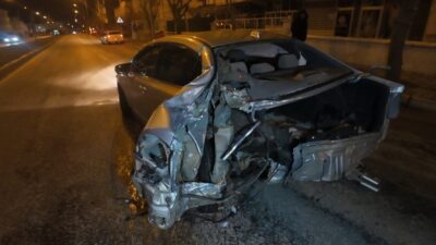 Karaman’da meydana gelen trafik kazasında, bir otomobilin kontrolünü kaybederek defalarca