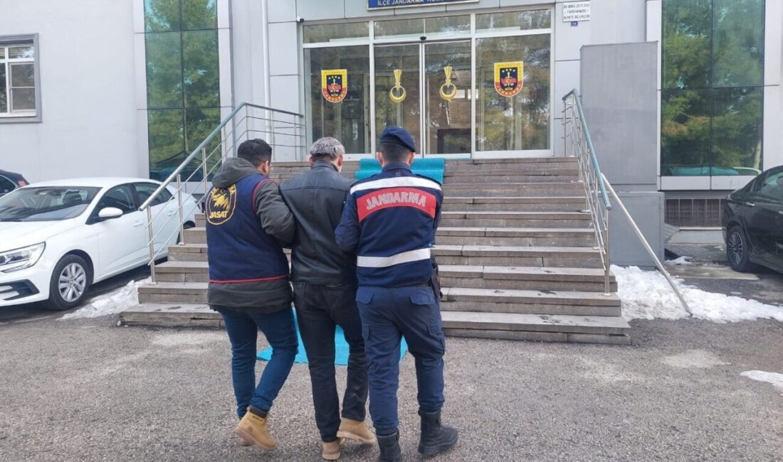 Gaziantep’te aranan ve hakkında 25 yıl kesinleşmiş hapis cezası bulunan