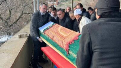 Bursa’nın Kestel ilçesine bağlı Gölbaşı Mahallesi Muhtarı İrfan Aydın, kanser