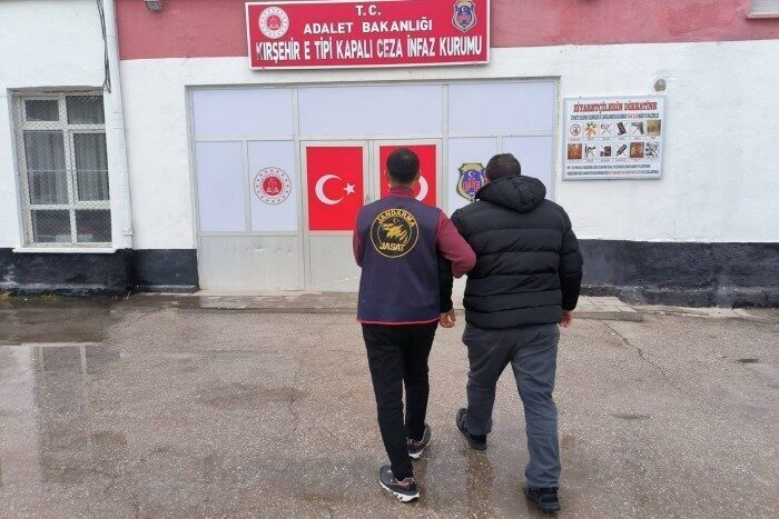 Kırşehir’de, Jandarma ekipleri tarafından aranan ve hakkında kesinleşmiş 4 yıl