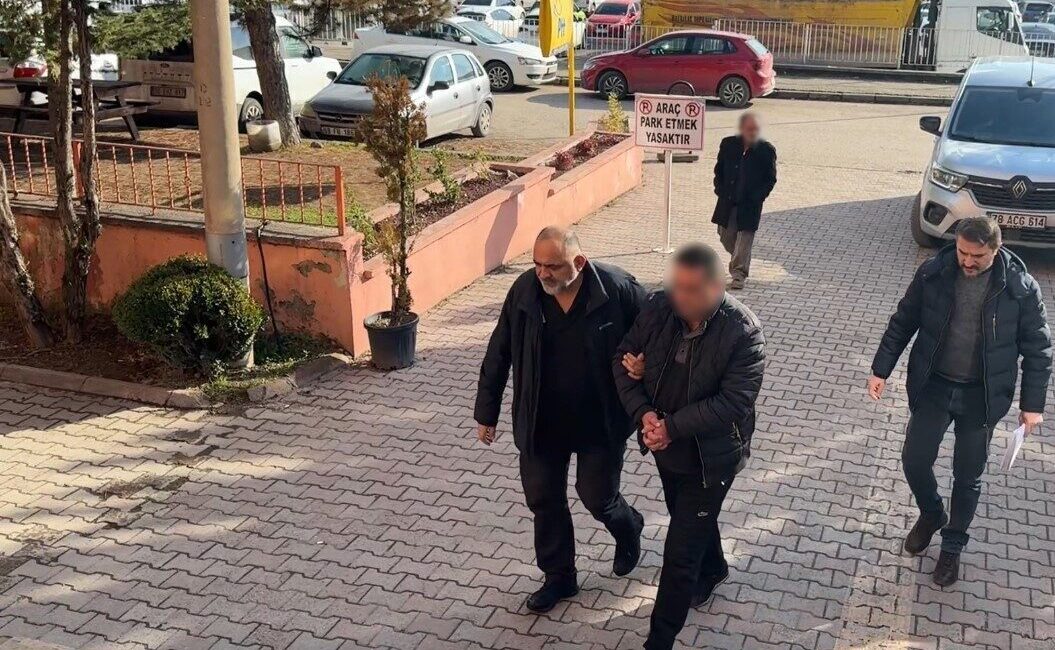 Karabük’te bir baba, kızının erkek arkadaşını av tüfeğiyle ayağından vurarak