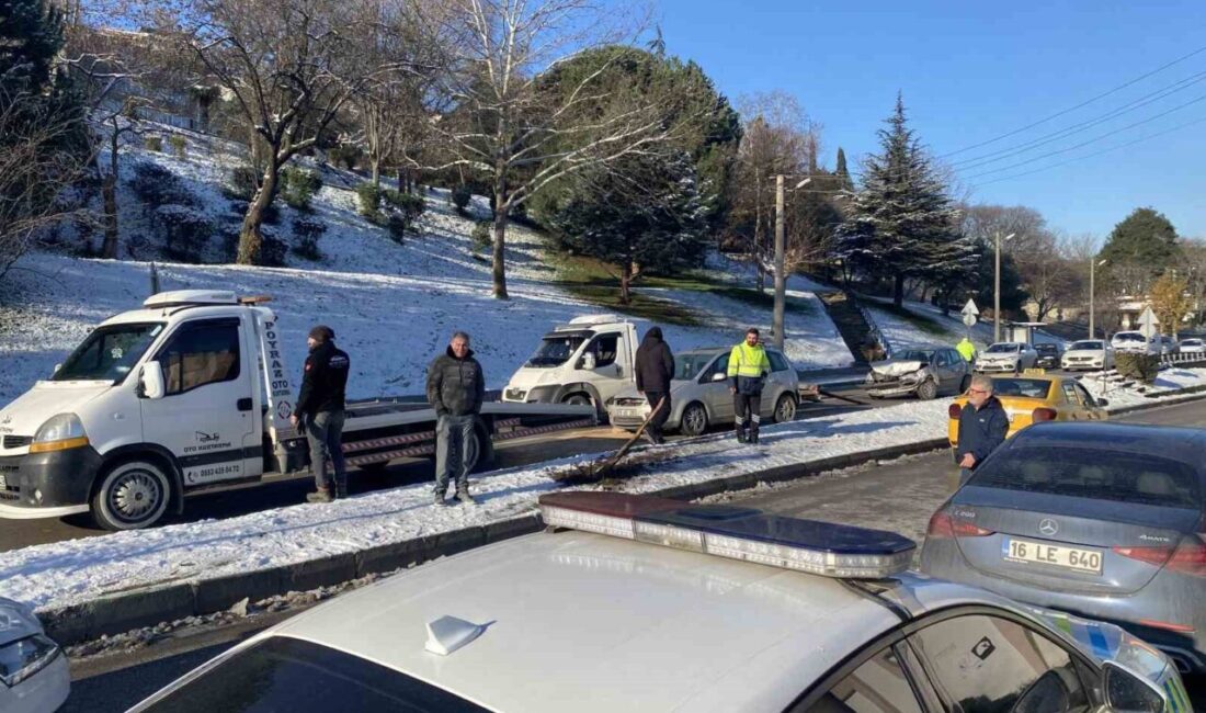 Bursa’da buzlanma sebebiyle meydana gelen trafik kazasında, bir aracın kayarak