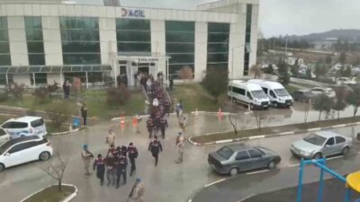 Simav ilçesinde uyuşturucu ticareti yapan kişilere yönelik kapsamlı bir operasyon