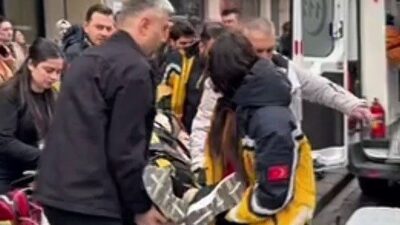 Zonguldak’ta bir kadın, alışveriş yaparken mağazada merdivenlerden düşerek ağır yaralandı.