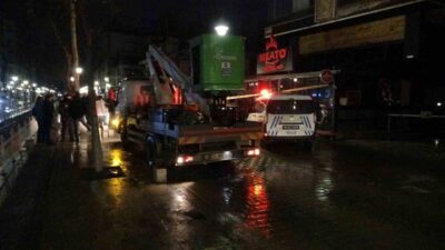 Malatya’da bir apartmana ait istinat duvarının çökmesi sonucu, 6 katlı