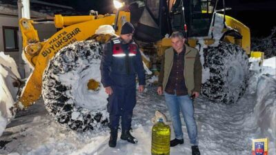 Malatya’da, kırsal kesimleri vuran yoğun kar yağışı nedeniyle hayat olumsuz