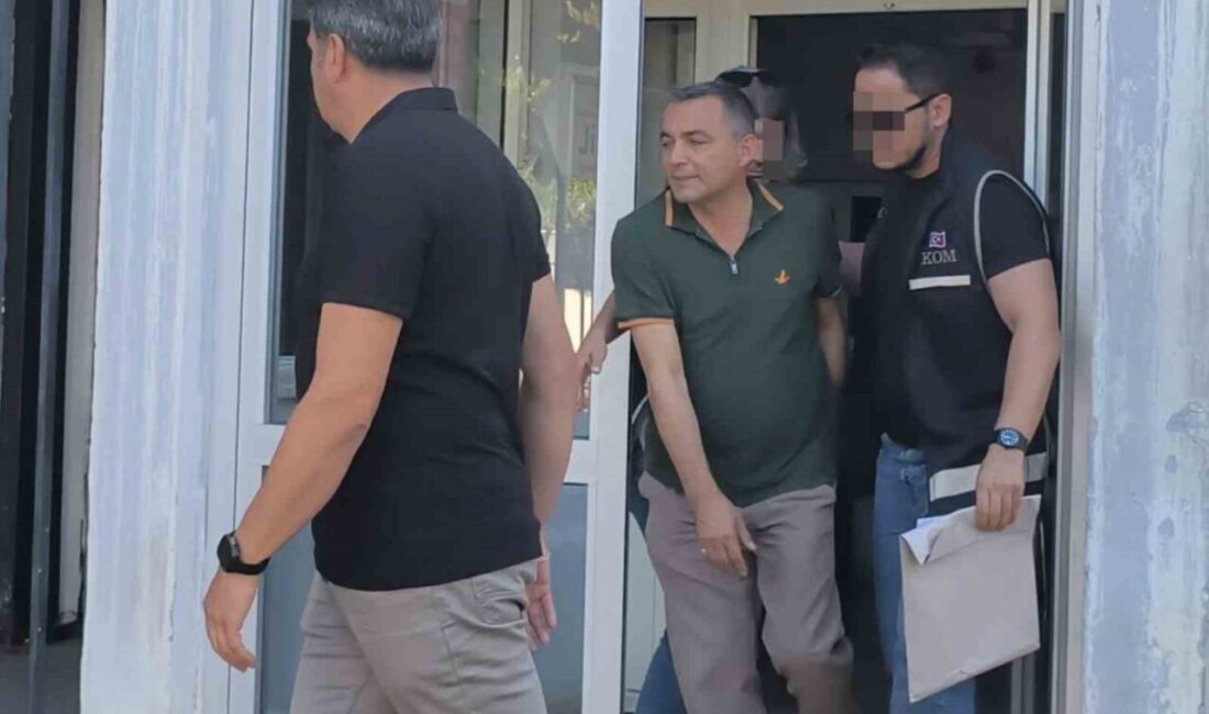 Manavgat Belediyesi’ne ‘rüşvet’ davası kapsamında görevden alınan Belediye Başkanı Niyazi
