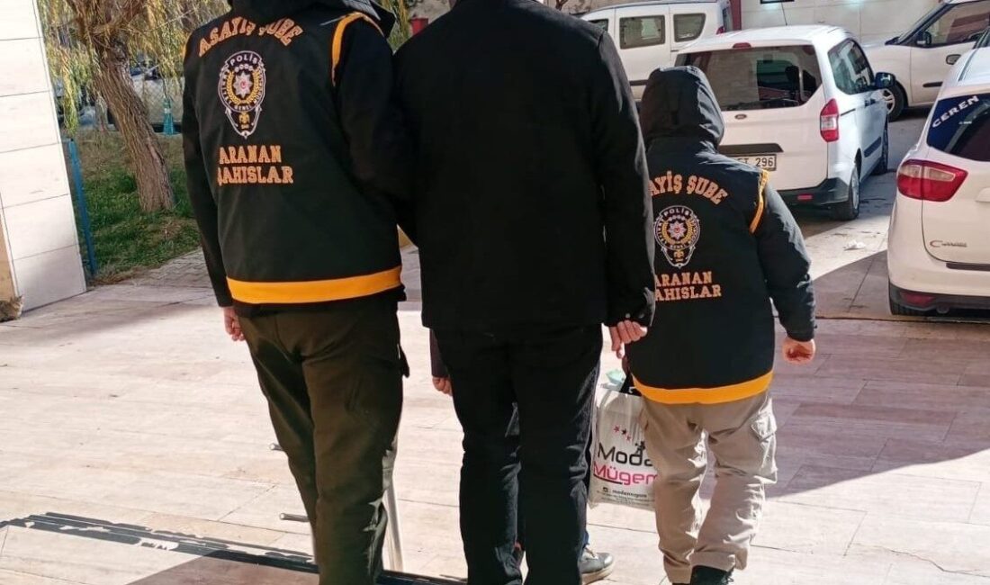 Manisa Emniyet Müdürlüğü ekipleri tarafından düzenlenen operasyonda, kaçak durumda olan