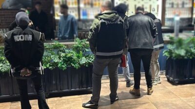 Manisa’da, yeni yıl tedbirleri kapsamında alkol satışı yapan iş yerlerine