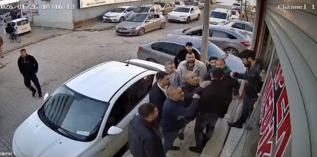 Mardin’in Kızıltepe ilçesinde meydana gelen silahlı kavgada bir kişinin öldüğü
