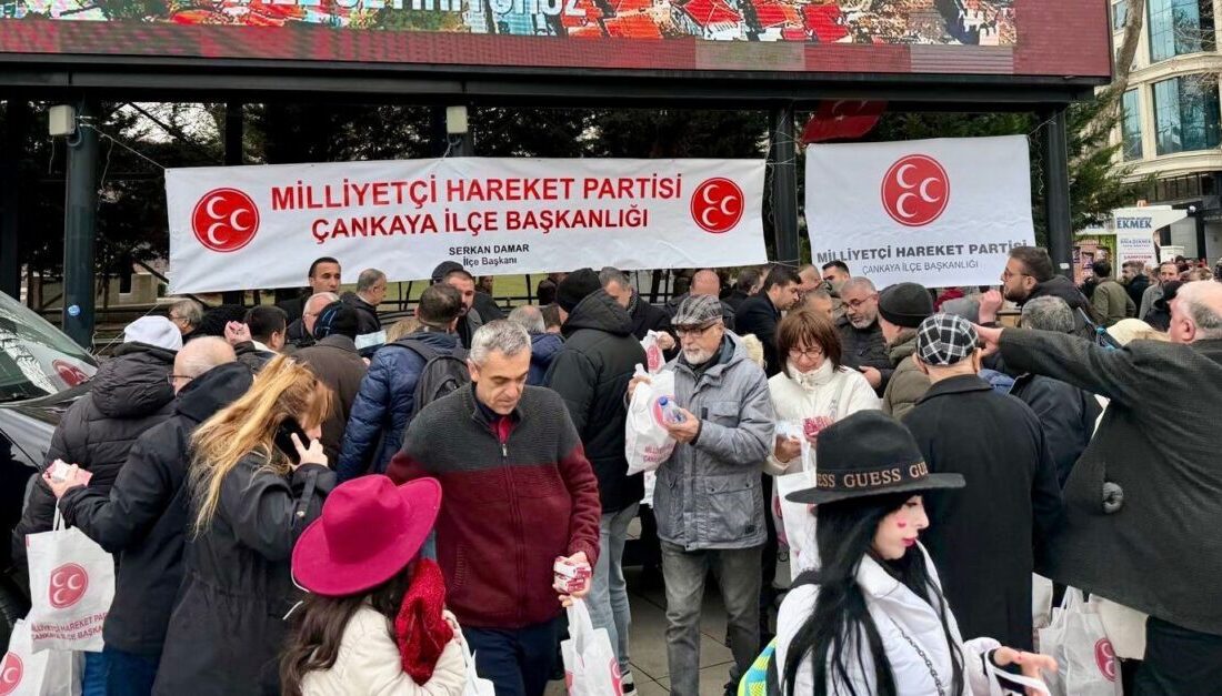 Miraç Kandili dolayısıyla Çankaya’da ikamet eden vatandaşlara kandil simidi ve