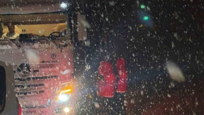 Kızılay Ekipleri Muş’ta Yolda Mahsur Kalan Vatandaşlara Yardım Etti Muş’ta