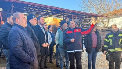 Denizli’nin Tavas ilçesindeki bir evde çıkan yangında 80 yaşındaki bir