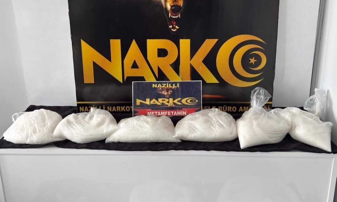 Nazilli ilçesinde polis ekipleri tarafından gerçekleştirilen operasyonda 9 kilo 425