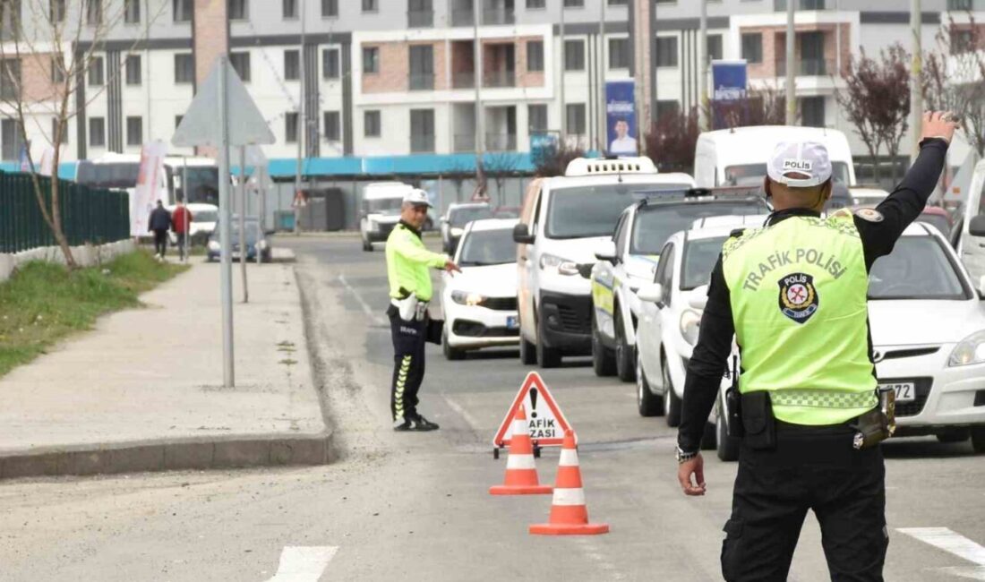Ordu’da, polis ekipleri tarafından trafik kazalarını azaltma amacıyla gerçekleştirilen denetimler
