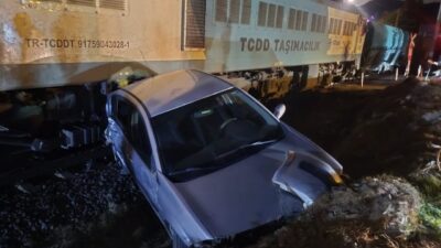 Osmaniye’nin Düziçi ilçesinde meydana gelen bir trafik kazasında yük treni