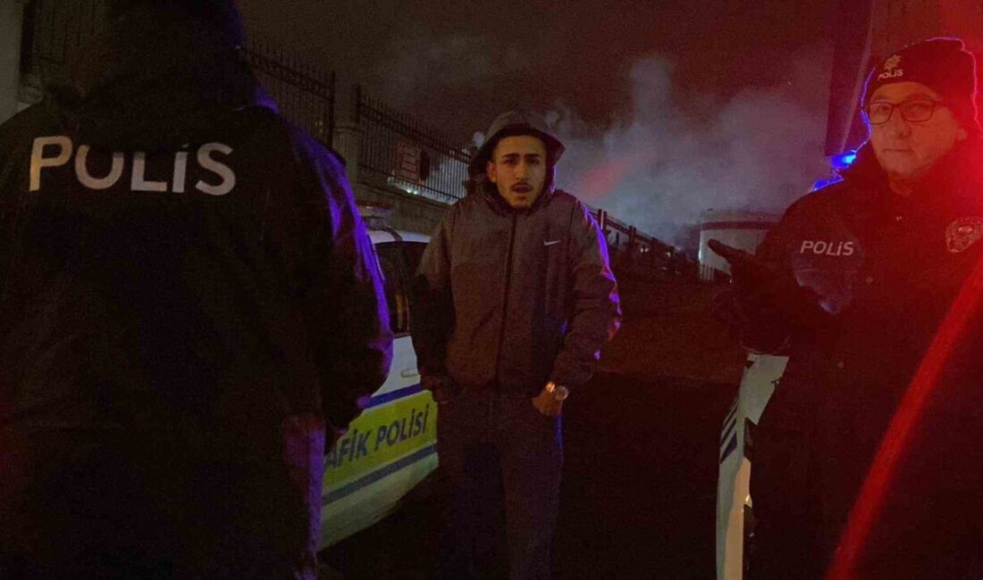 Burdur’da gerçekleşen bir olayda, polis ekiplerinin uygulama yaptığı sırada kamyonetini