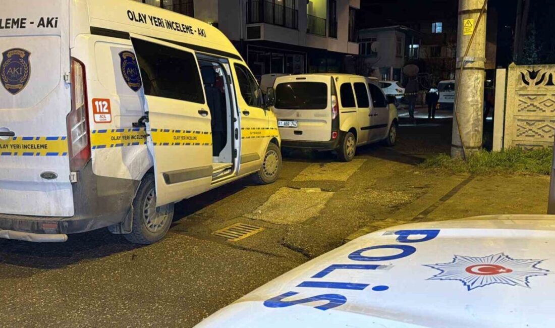 Düzce ilinde bir kişinin sokak ortasında silahla intihar etmesi sonucu