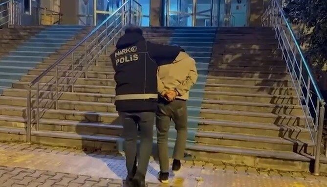 Kayseri İl Emniyet Müdürlüğü, uyuşturucuyla mücadele kapsamında gerçekleştirilen operasyonda çeşitli