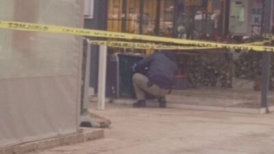 Hatay’ın Antakya ilçesine bağlı Haraparası Mahallesi’nde bulunan prefabrik çarşıda yaşanan