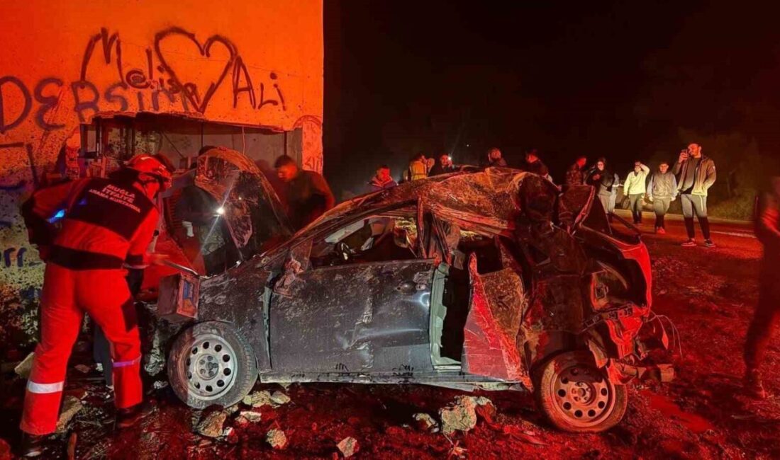 Muğla’nın Marmaris ilçesinde, bir sürücü kontrolünü kaybettiği otomobilinin takla atarak