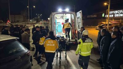 Afyonkarahisar’da yaşanan trafik kazasında tır ile otomobilin çarpışması sonucunda 7