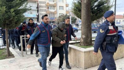 Tokat’ta jandarma ekipleri tarafından gerçekleştirilen operasyonda yaklaşık 100 milyon TL