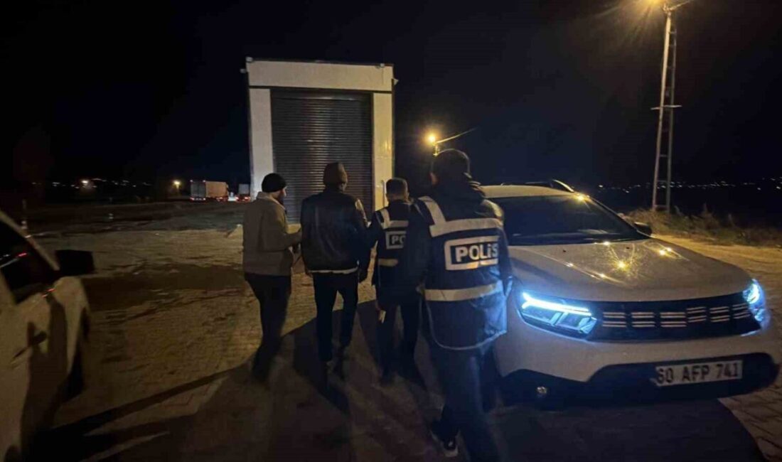 Tokat’ın Erbaa ilçesindeki bir otobüs, kaçak göçmenlerle dolu olduğu gerekçesiyle