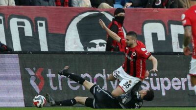 Süper Lig’de 18. haftada Gençlerbirliği, Samsunspor’u ağırlıyor. Karşılaşmanın ilk yarısı