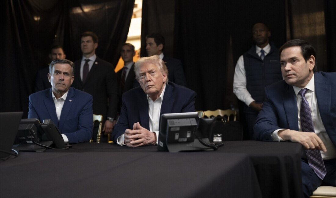 ABD Başkanı Donald Trump, Venezuela’ya karşı gerçekleştirilen saldırıları canlı olarak