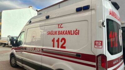Uşak’ta, bir kişi evinin bahçesindeki fırını temizlerken baca duvarına düşerek