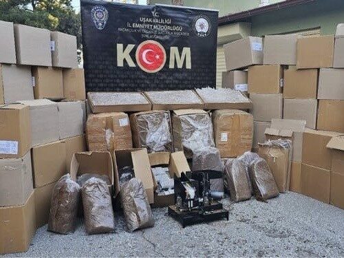 Uşak İl Emniyet Müdürlüğü KOM Şube Müdürlüğü ekipleri, yürüttükleri operasyonlar