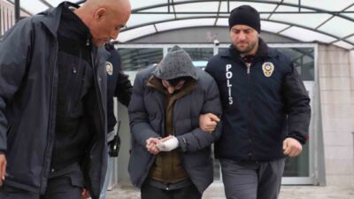 Eskişehir’de, dün öğle saatlerinde Şirintepe Mahallesi’nde gerçekleşen olayda, 25 yaşındaki