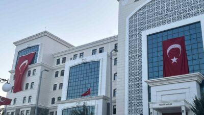 Cumhurbaşkanlığı tarafından hazırlanan ve Resmi Gazete’de yayımlanan Valiler Kararnamesi ile