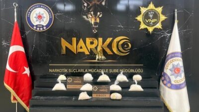 Van’da gerçekleştirilen operasyonda polis ekipleri tarafından 10 kilo 720 gram