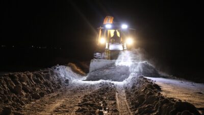 Kar yağışının 2 haftadır etkili olduğu Van’da, günlük yaşam olumsuz