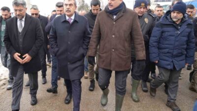 Milli Eğitim Bakanı Prof. Dr. Yusuf Tekin, Erzurum’da bir mobilya