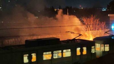 Bakırköy ilçesinde, Yenibosna Metro Durağı yakınındaki elektrik kablolarında meydana gelen