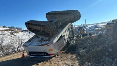 Adıyaman’da, yol yapımı çalışmaları sırasında meydana gelen bir kaza sonucunda