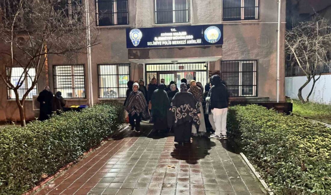 Edirne’de, kendisini turizm firması çalışanı olarak tanıtarak 17 kişiyi umreye