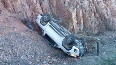 Yozgat’ta takla atan otomobilde 2 kişi yaralandı. &nbsp; Edinilen bilgiye