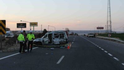 Kayseri’de gerçekleşen trafik kazasında, 2’si öğretmen olmak üzere toplam 3