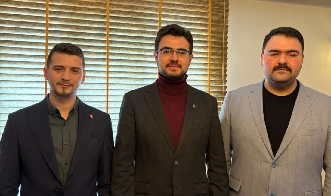 AK Parti Yerköy İlçe Gençlik Kolları’nda bayrak değişimi heyecanı yaşandı.