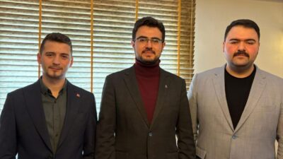 AK Parti Yerköy İlçe Gençlik Kolları’nda bayrak değişimi heyecanı yaşandı.