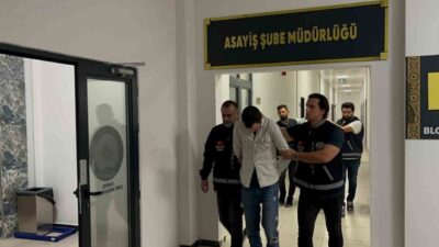 Kocaeli’nin İzmit ilçesinde, pazar yerinde çıkan bir kavgada arkadaşını bıçaklayarak