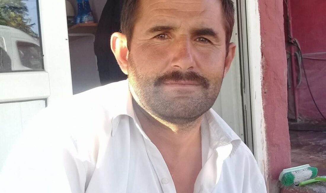 Aksaray’da şiddetli fırtına nedeniyle uçan bir çatının altında kalan ve