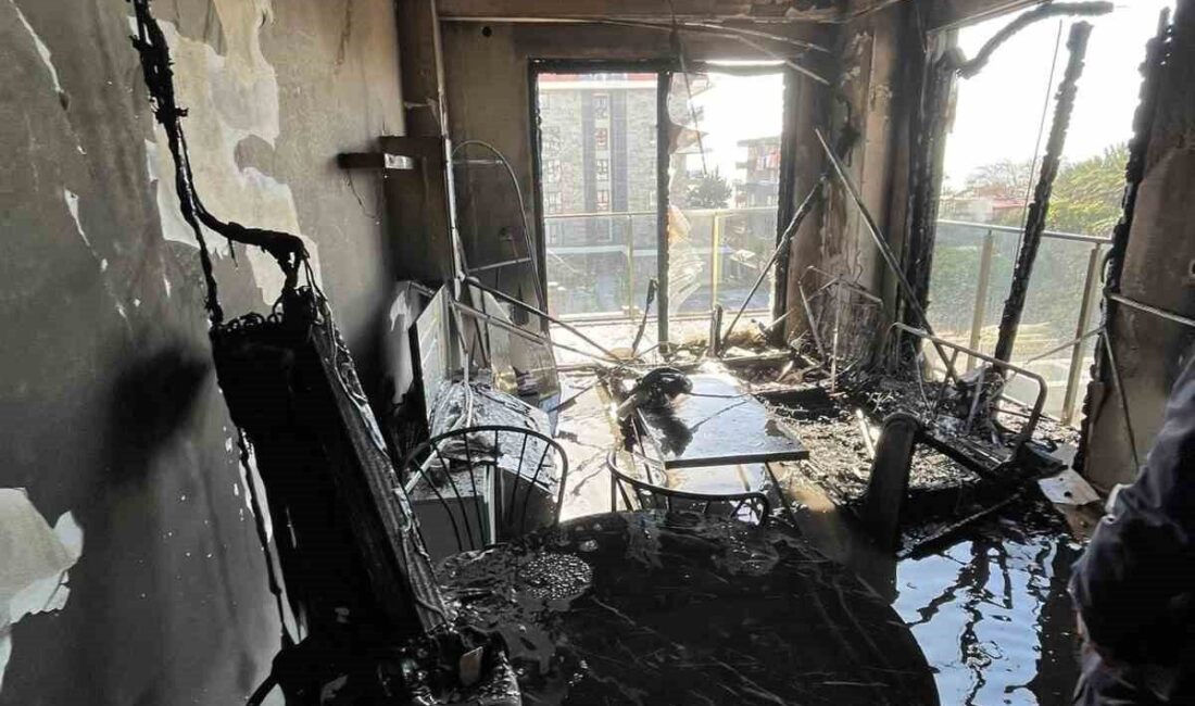 Alanya ilçesinde bulunan beş katlı bir apartmanın üçüncü katında meydana