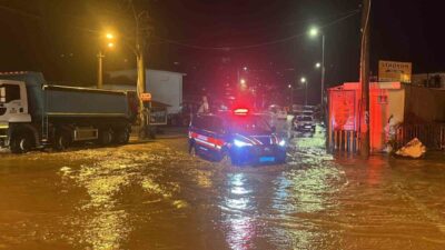 Meteoroloji 4. Bölge Müdürlüğü’nün sarı kodlu uyarısından sonra Alanya ve