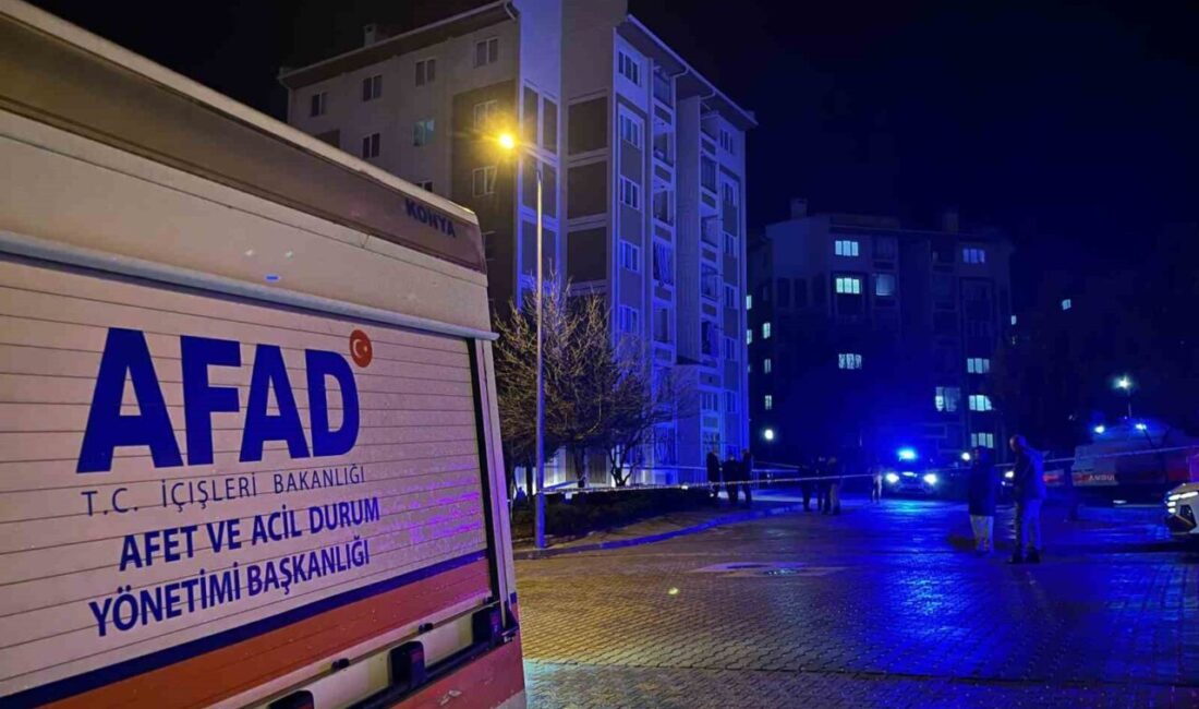 Konya’da bir apartmanın birinci katında yapılan böcek ilaçlaması nedeniyle apartmanda
